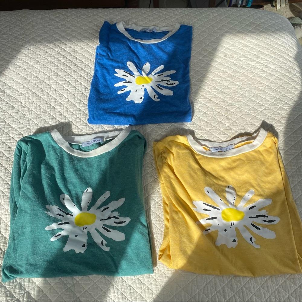 Bundle of 3 Daisy Flower Graphic Ringer Tee Blue Green Yellow Cotton-Blend Small